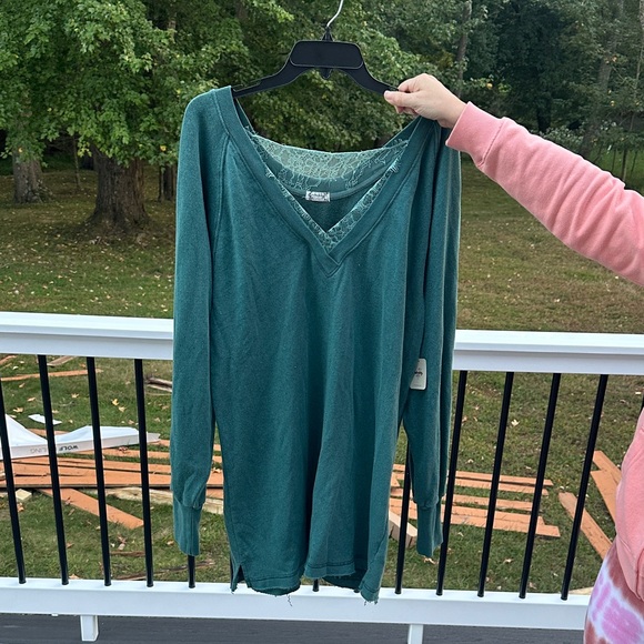 Free People Teal V-Neck Blouse - Picture 2 of 13